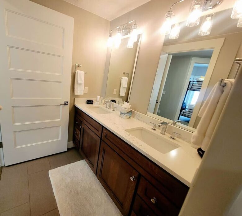 Mountain Haven Retreat: Just Steps From Slopes - Park City, Utah