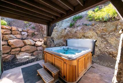 Mountain Haven Retreat: Just Steps From Slopes - Park City, Utah