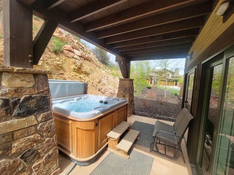 Mountain Haven Retreat: Just Steps From Slopes - Park City, Utah
