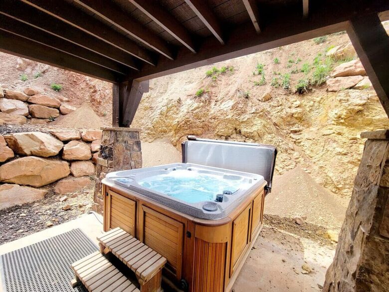 Mountain Haven Retreat: Just Steps From Slopes - Park City, Utah