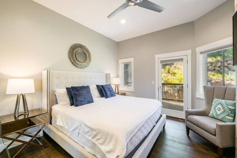 Mountain Haven Retreat: Just Steps From Slopes - Park City, Utah