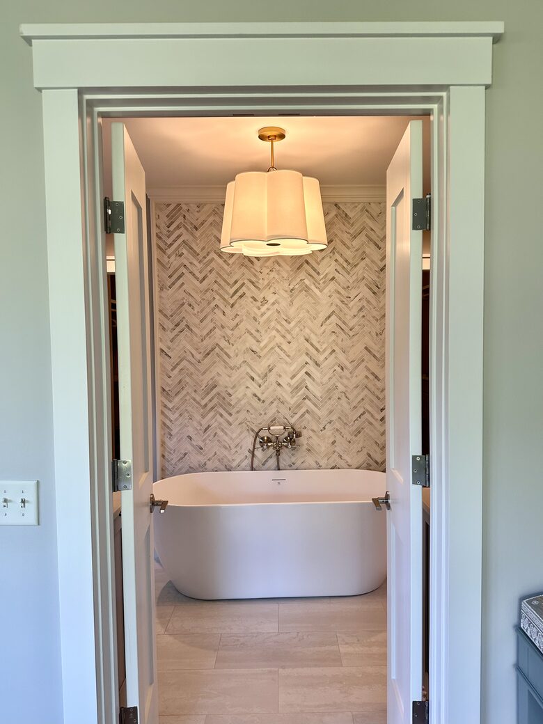 Soaking tub in bathroom #4.