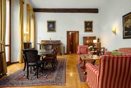Ancient 19th Century Apartment - Milan, Italy