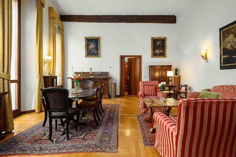 Ancient 19th Century Apartment - Milan, Italy