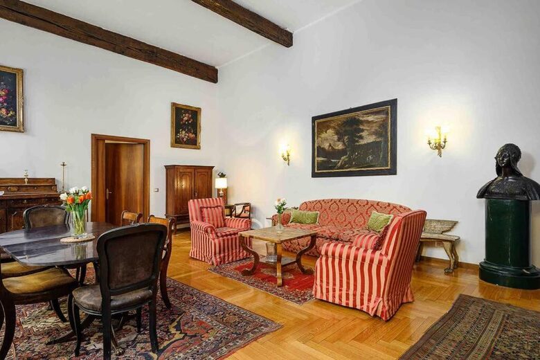 Ancient 19th Century Apartment - Milan, Italy