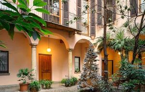 Ancient 19th Century Apartment - Milan, Italy