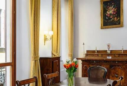 Ancient 19th Century Apartment - Milan, Italy
