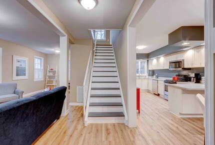 Charming Annapolis Retreat | Walk to the Naval Academy and Annapolis City Dock - Annapolis, Maryland