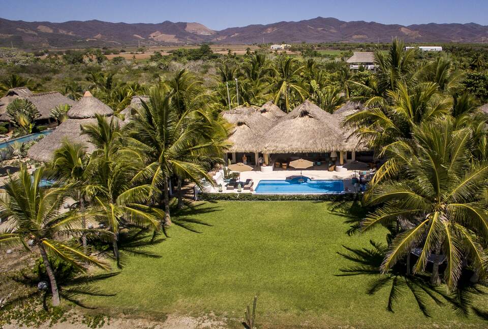Casa Descalza | Oceanfront Private Villa - Santa Maria Colotepec, Mexico