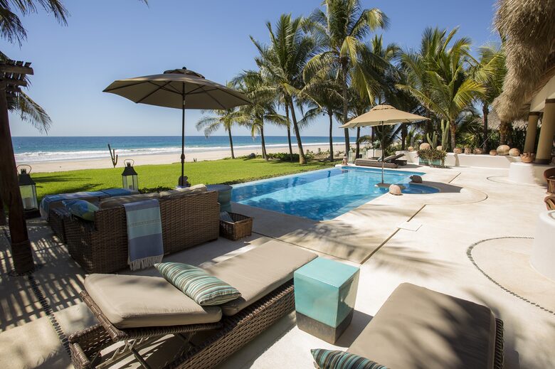 Casa Descalza | Oceanfront Private Villa - Santa Maria Colotepec, Mexico
