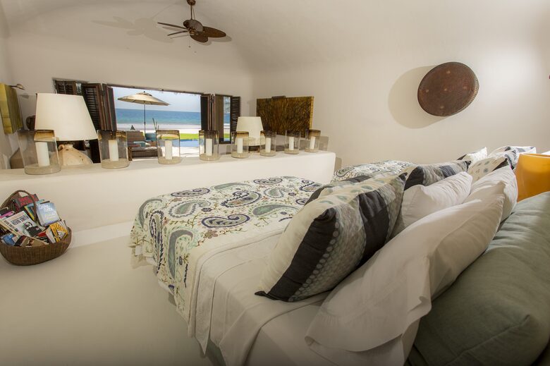 Casa Descalza | Oceanfront Private Villa - Santa Maria Colotepec, Mexico