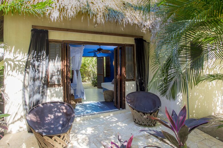Casa Descalza | Oceanfront Private Villa - Santa Maria Colotepec, Mexico