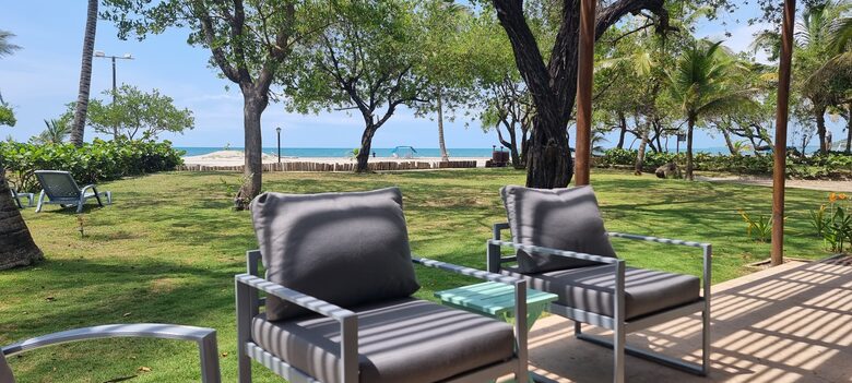 Spacious Beachfront Villa | 30 minutes from Cartagena - Lomita Arena, Colombia