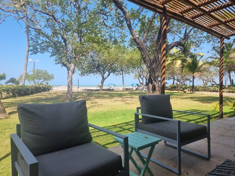 Spacious Beachfront Villa | 30 minutes from Cartagena - Lomita Arena, Colombia