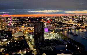 Luxury Apartment with Iconic South Bank Views - London, United Kingdom