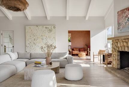 Four Feathers Farmhouse Villa - Montecito, California