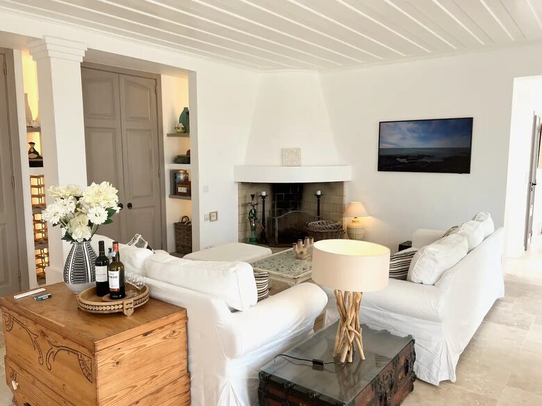 Amorzinho Do Vau | Historic Villa With Direct Beach Access - Portimao, Portugal