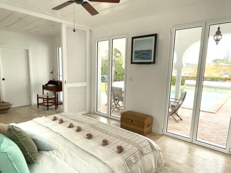 Amorzinho Do Vau | Historic Villa With Direct Beach Access - Portimao, Portugal