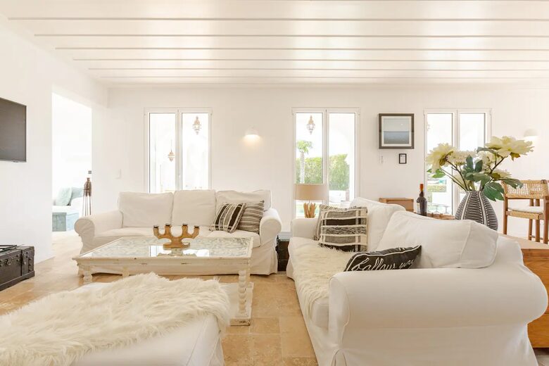 Amorzinho Do Vau | Historic Villa With Direct Beach Access - Portimao, Portugal