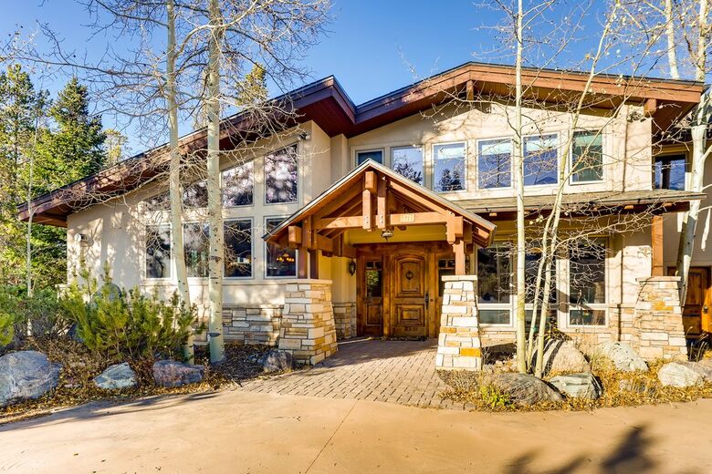 Frisco Mountain View Retreat | Close to 5 Ski Resorts - Frisco, Colorado