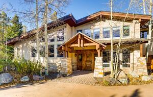 Frisco Mountain View Retreat | Close to 5 Ski Resorts - Frisco, Colorado