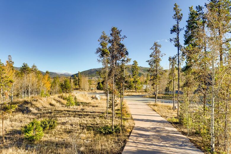 Frisco Mountain View Retreat | Close to 5 Ski Resorts - Frisco, Colorado