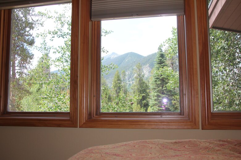 Frisco Mountain View Retreat | Close to 5 Ski Resorts - Frisco, Colorado