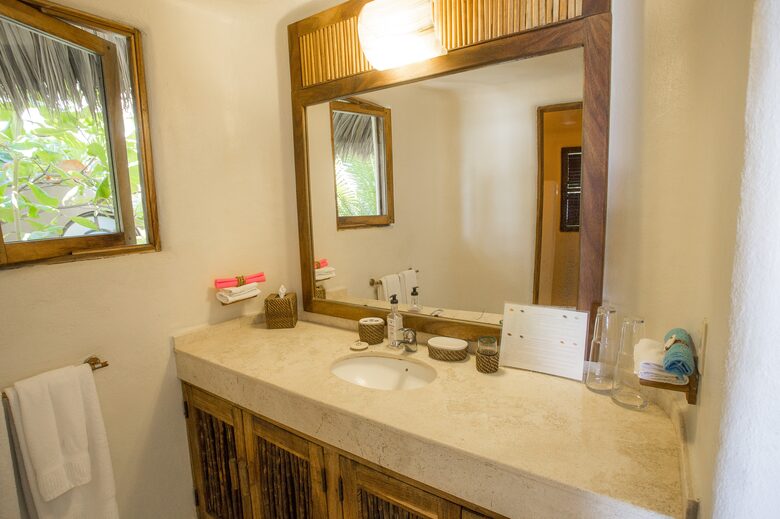 Casa Descalza | Oceanfront Private Villa - Santa Maria Colotepec, Mexico