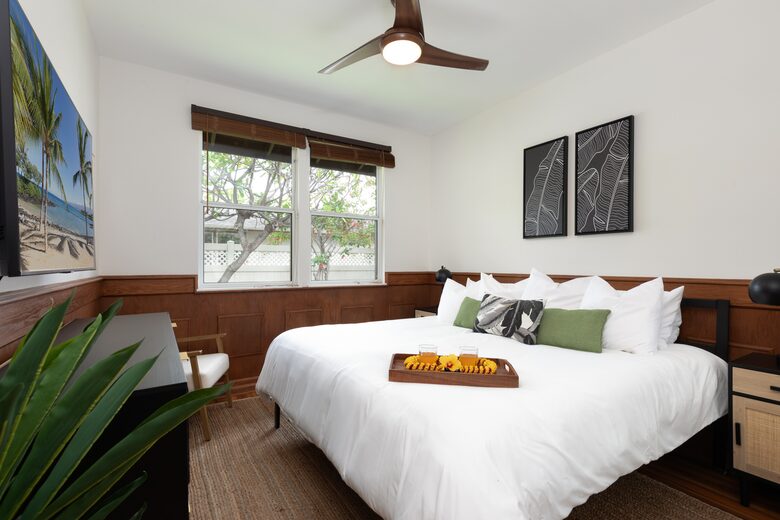 3rd Bedroom with King Bed & TV