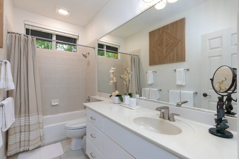 Second Full Guest Bathroom