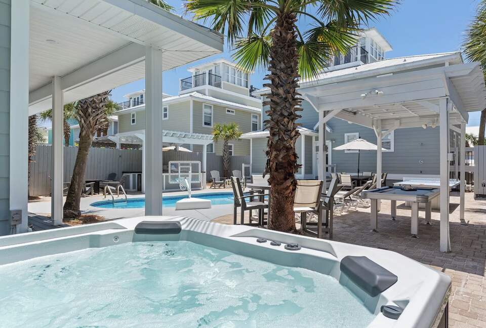 Emerald Oasis Escape - Destin, Florida
