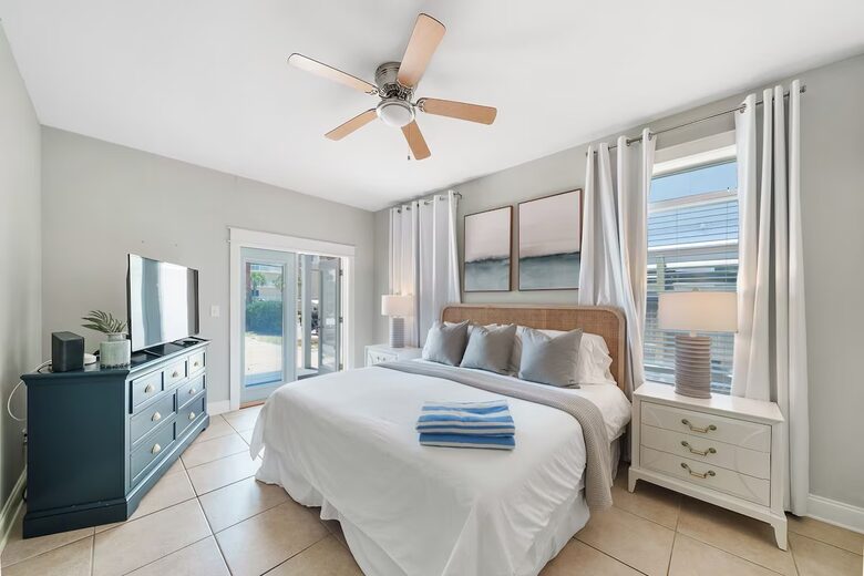 Emerald Oasis Escape - Destin, Florida