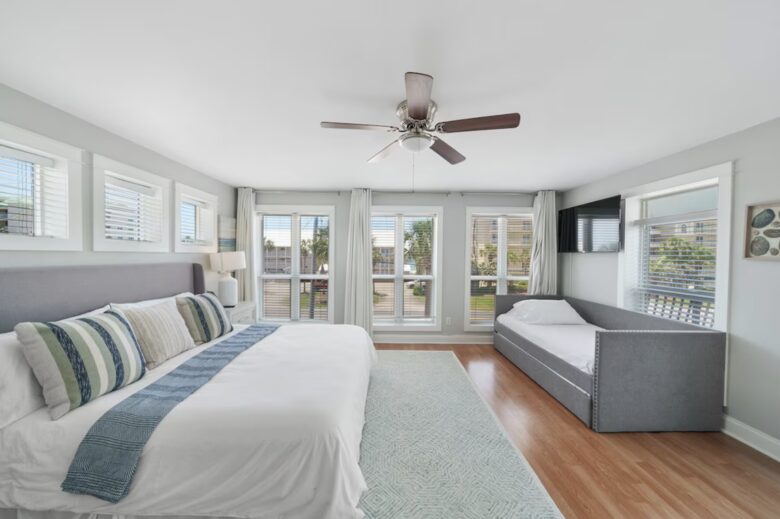 Emerald Oasis Escape - Destin, Florida
