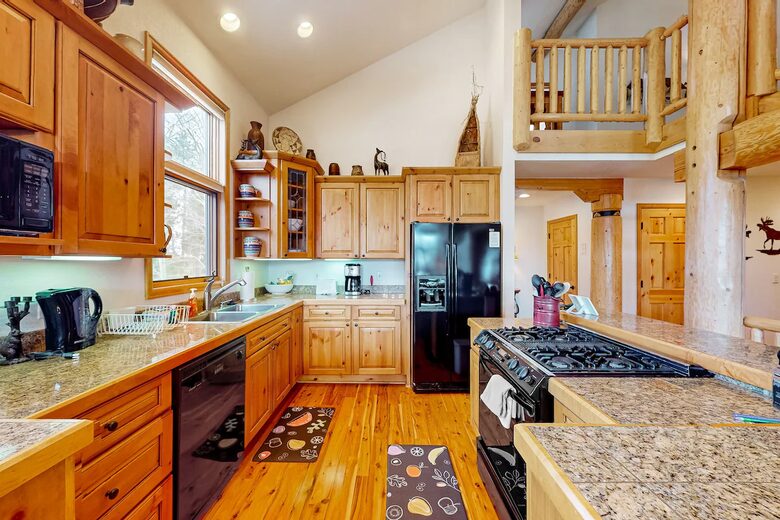 Extensively stocked kitchen