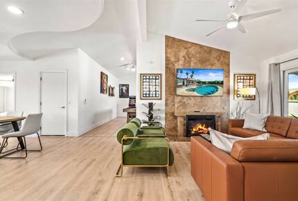 Entertainment Paradise with Putting Green & Tiki Bar - Palm Springs, California