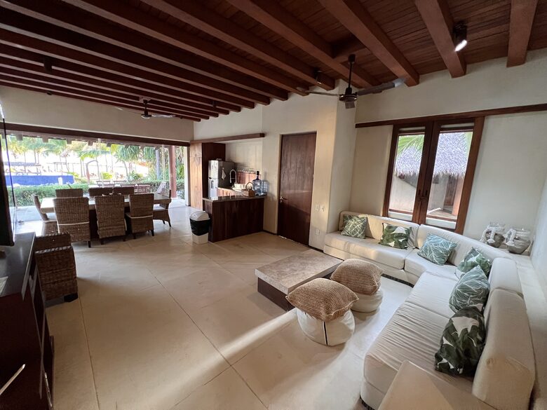 Gorgeous Casa by the Pacific - Zihuatanejo, Mexico