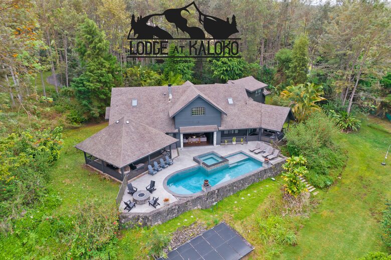 Magical Hawaiian Cloud Forest Estate - Kailua, Hawaii