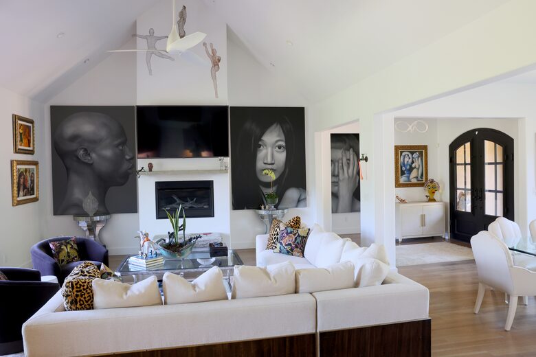 Gas fireplace, big TV
