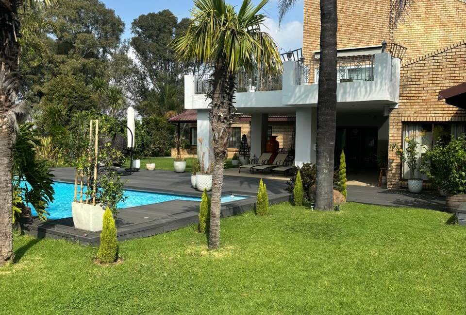 Bird Home - Midrand, South Africa