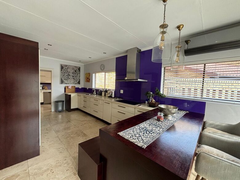 Bird Home - Midrand, South Africa