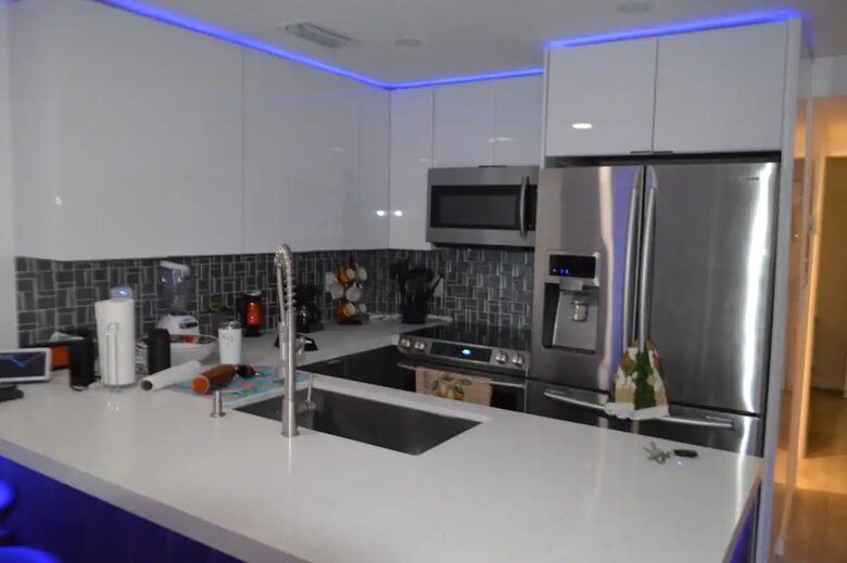 Dream Vacation Key Colony Beach with Private Pool - Marathon, Florida