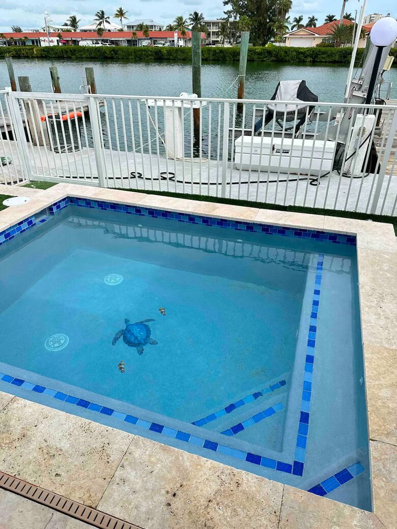 Dream Vacation Key Colony Beach with Private Pool - Marathon, Florida