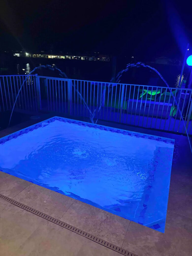 Dream Vacation Key Colony Beach with Private Pool - Marathon, Florida