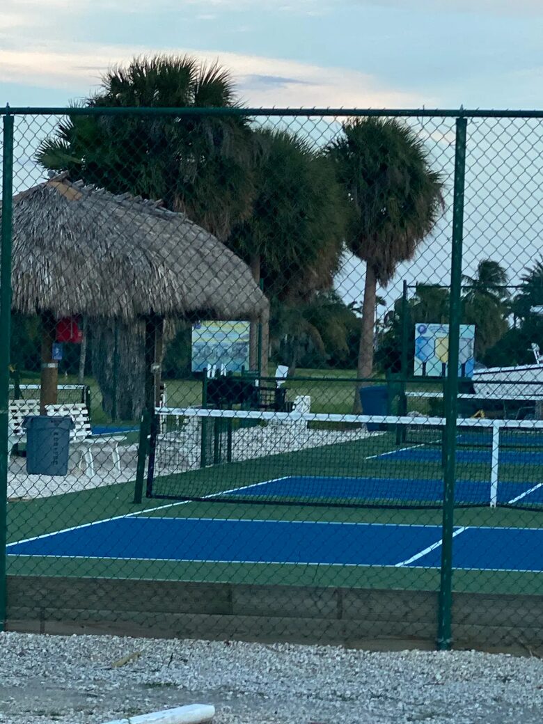 Dream Vacation Key Colony Beach with Private Pool - Marathon, Florida