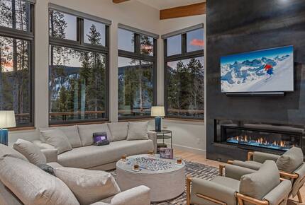 Blue Valley Chalet - Moving Mountains - Breckenridge, Colorado