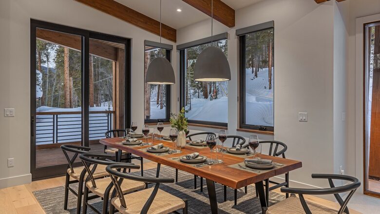 Blue Valley Chalet - Moving Mountains - Breckenridge, Colorado