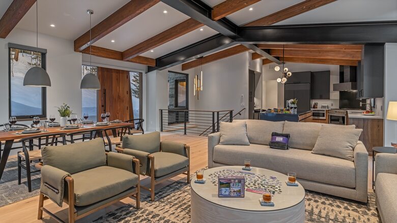 Blue Valley Chalet - Moving Mountains - Breckenridge, Colorado