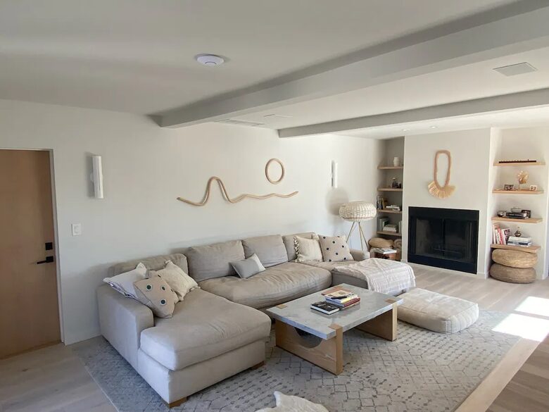 Four Feathers Farmhouse Villa - Montecito, California