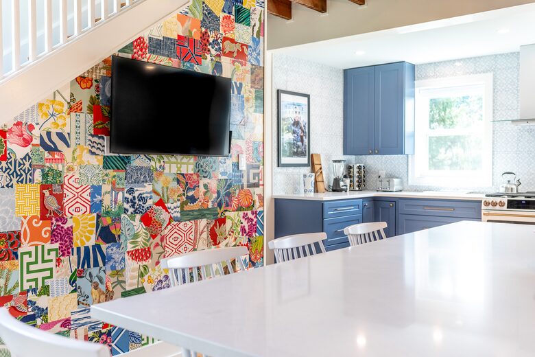 Stunning Renovated 1837 Farmhouse - Bellefonte, Pennsylvania