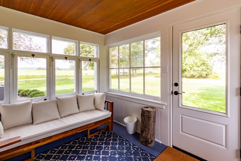 Stunning Renovated 1837 Farmhouse - Bellefonte, Pennsylvania